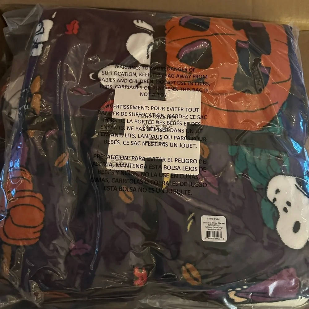 Vera Bradley RARE Peanuts Halloween Blanket NWT